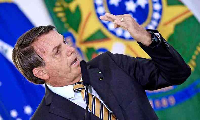 Em discurso no Planalto, Bolsonaro se referiu a Biden como candidato e falou em usar plvora pela Amaznia (foto: Evaristo S/AFP)