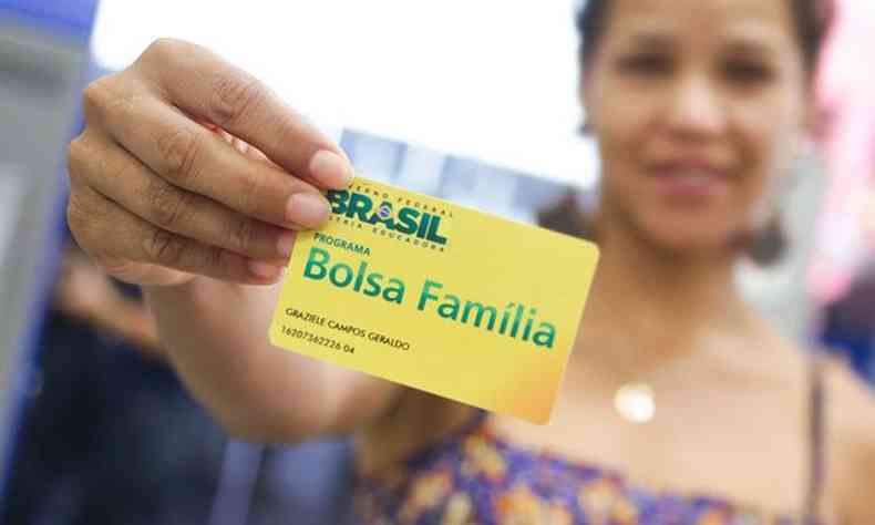 Criado em 2003, o Bolsa Famlia  um programa de transferncia de renda do governo federal(foto: Rafael Lampert Zart/Agncia Brasil )