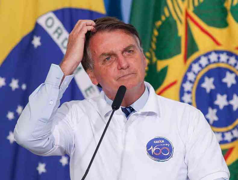 Jair Bolsonaro tem polemizado sobre a COVID e a vacina com o governador Joo Doria(foto: SERGIO LIMA/AFP - 12/1/20)