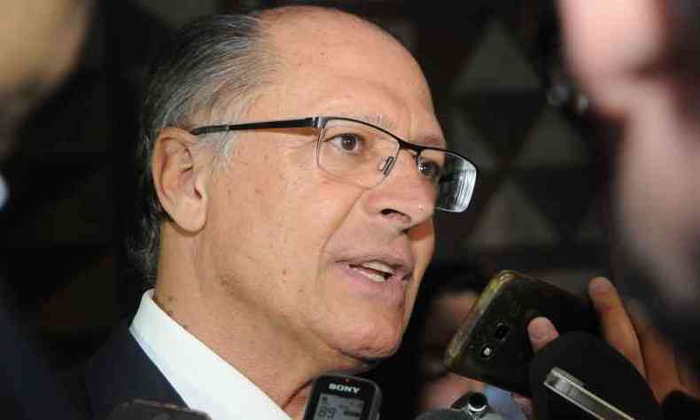 O conjunto doado por Alckmin nunca foi totalmente exposto. O catlogo inicial das peas foi feito em 2005 pelo Palcio dos Bandeirantes, meses antes de Alckmin renunciar ao cargo para concorrer pela primeira vez  Presidncia da Repblica(foto: Marcos Vieira/EM/D.A Press)