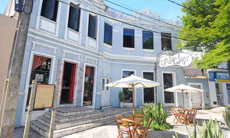 O Bataclan, prostbulo famoso nos ureos tempos do cacau, hoje abriga um restaurante e a reproduo do quarto da cafetina Maria Machado