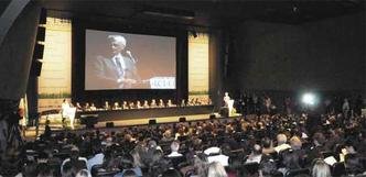 Realizado pela primeira vez na Am�rica Latina, evento foi aberto ontem � noite no Sesc Paladium, no Centro, e ter� hoje v�rias atividades(foto: Beto Magalh�es/EM/D.A Press)