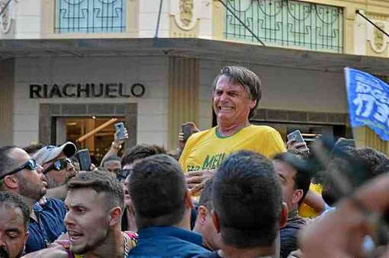 Bolsonaro sofreu um atentado durante a campanha presidencial, em 2018(foto: Raysa Leite/AFP - 6/9/18)