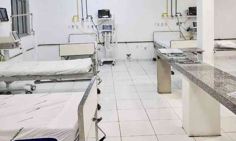 Novos leitos de UTI no Hospital Fundajan, em Janaba(foto: Oliveira Jnior/Divulgao)