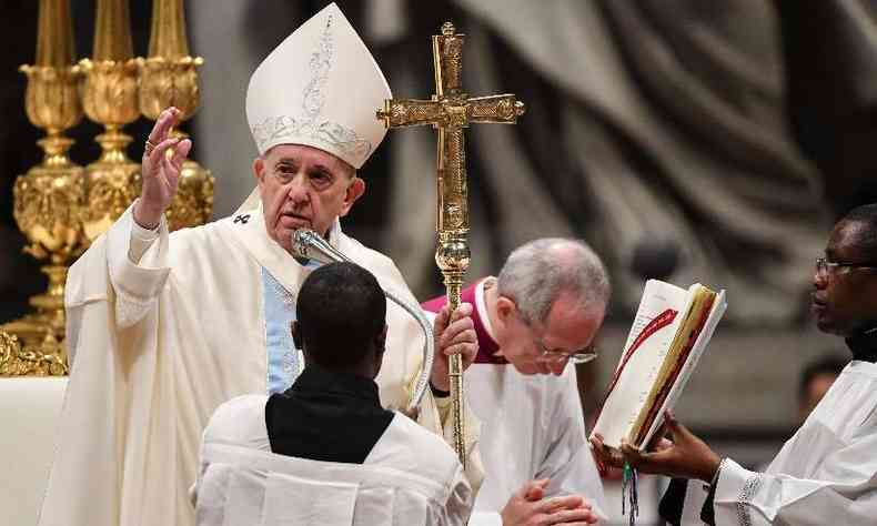 Papa abenoou fiis na manh desta quarta-feira (1)(foto: Andreas SOLARO / AFP)
