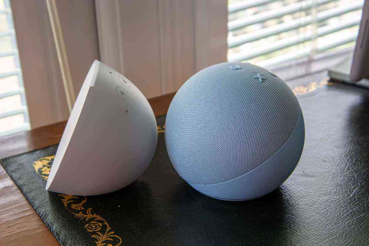 Alexa  Echo Dot 3 (3ª Geração) Smart Speaker - Claudinho