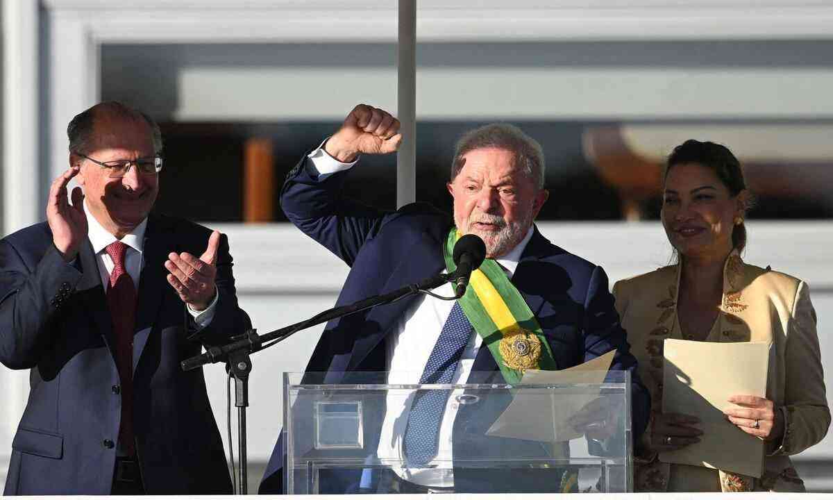 Posse de Lula: leia a íntegra do discurso do presidente no Planalto -  Politica - Estado de Minas