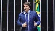 Mrio Frias critica comediante por falar sobre 'poder dos artistas'