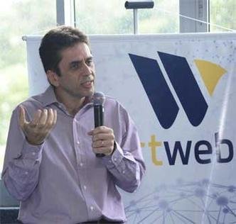 Segundo o professor Wagner Junior, com o CTWeb as empresas podem amadurecer as pesquisas antes de entrar no mercado(foto: Foca Lisboa/Divulga��o)