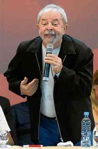 Lula: assessores negam que o petista tenha sido dono do imvel nmero 164-A do Condomnio Solaris(foto: Alessandra Anholete/AFP)