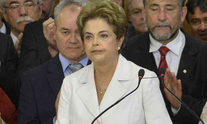 Os senadores tornaram Dilma r com 59 votos a 21(foto: Breno Fortes /CB/D.A. Press)