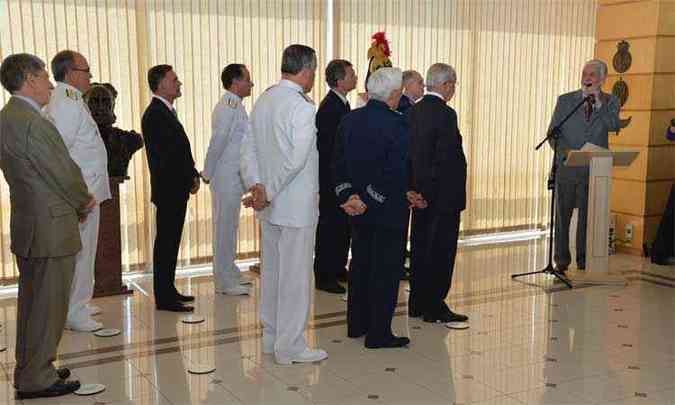 Diante de oficiais das Foras Armadas, Jacques Wagner defendeu 'conciliao nacional'(foto: valter Campanato/Agncia Brasil)