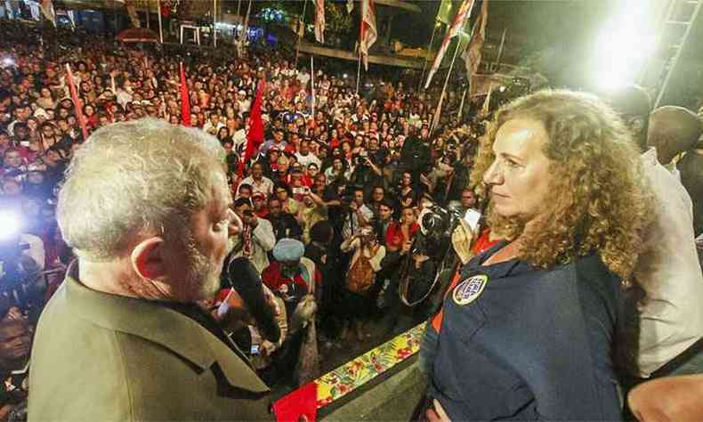 Lula protestou conta ao do Ministrio Pblico, que o denunciou por corrupo e lavagem de dinheiro (foto: Twitter Jandira Feghali)