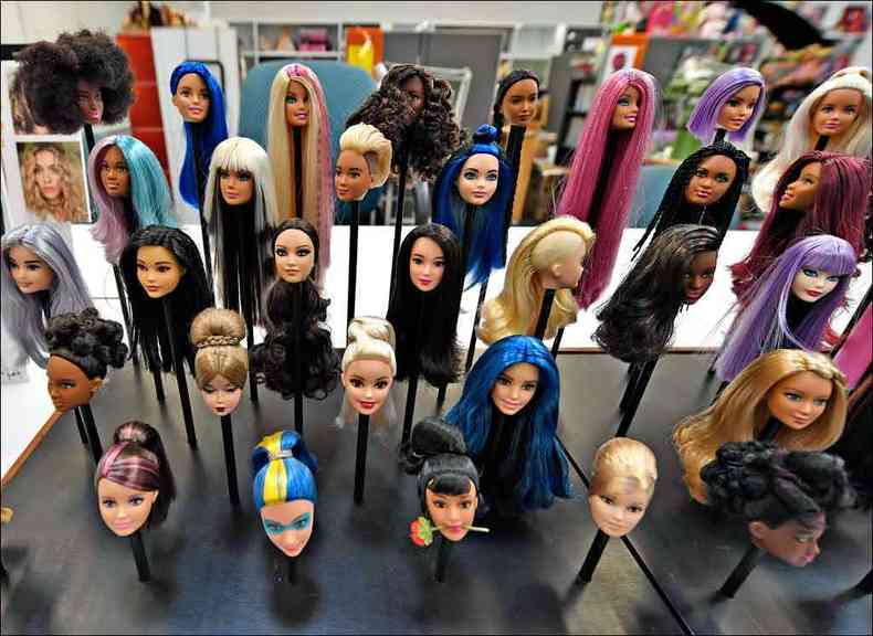 Bonecas Barbie na fbrica da Mattel. Um prottipo leva entre 12 e 18 meses para ser concludo e envolve o trabalho de diversos especialistas