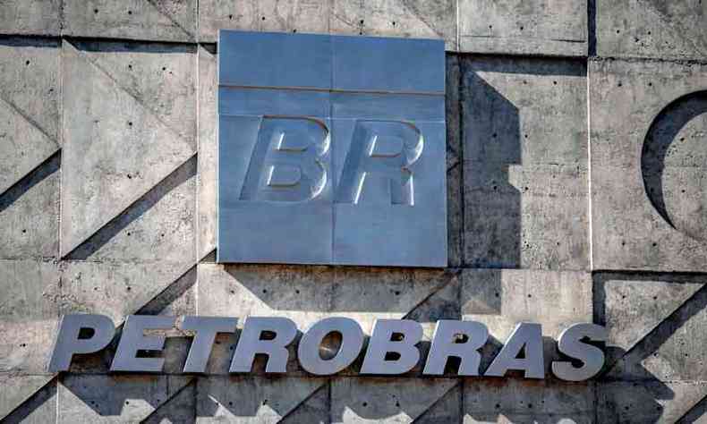 Mercado reagiu mal  deciso de Bolsonaro de promover troca na presidncia da Petrobras por causa da alta dos combustveis (foto: Isac Nbrega/PR)