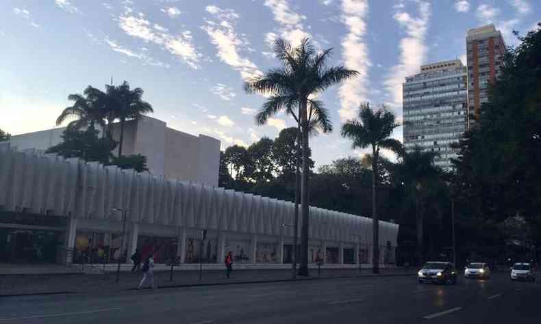 Vista da Avenida Afonso Pena, em Frente ao Palcio das Artes, regio Central de BH(foto: Edesio Ferreira/EM/D.A Press)