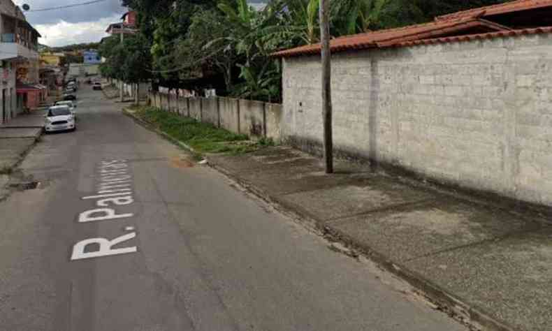 Rua onde ocorreu o crime (foto: Google Street View/ Reproduo )