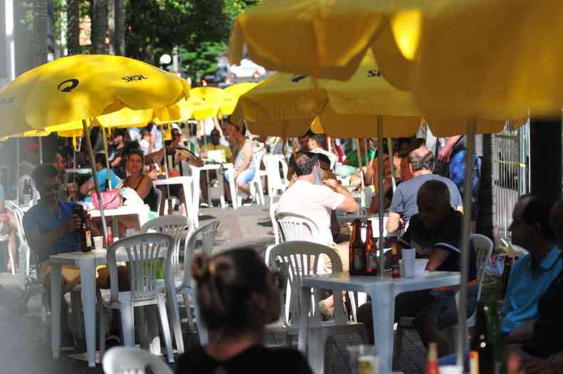 Bares e restaurantes podero abrir, mas sem vender bebidas alcolicas no dia das eleies(foto: Gladyston Rodrigues/EM/D.A Press)