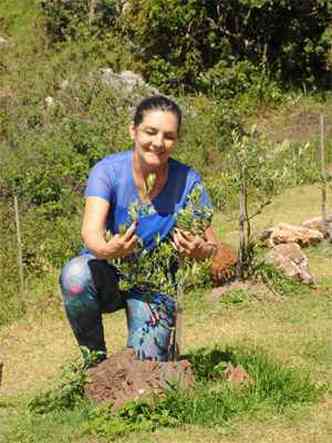 A paisagista Maria das Graas Lima aposta na atrao de visitantes ao horto, que define como 