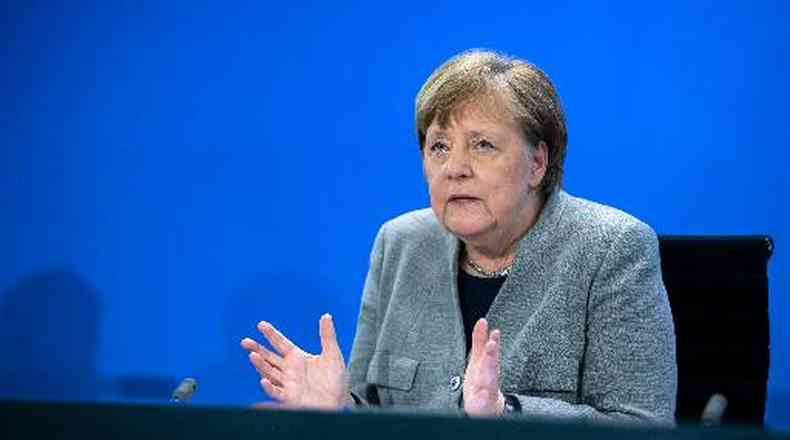 Qualquer aumento no nmero de casos pode causar caos na sade, disse a chanceler Angela Merkel(foto: BERND VON JUTRCZENKA/AFP )