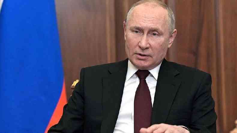 Presidente russo fala em Moscou em 21 de fevereiro de 2022