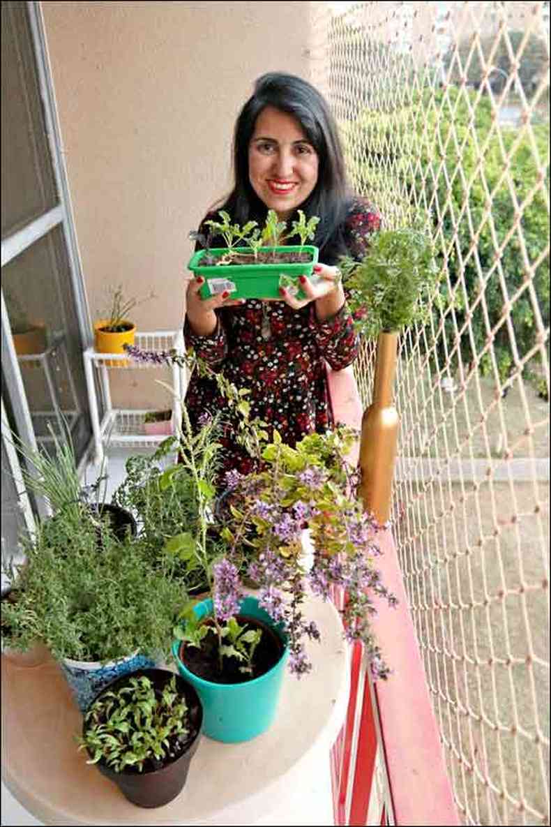 Patrcia Campos mudou a relao com a comida desde que criou a sua horta num espao de apenas 2m(foto: Arthur Menescal/CB/D.A Press %u2013 11/9/18 )