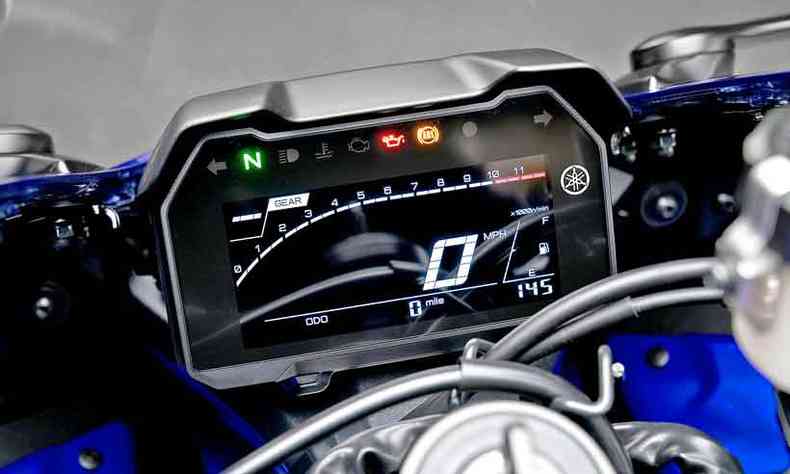 Conta-giros  o destaque no painel digital(foto: Yamaha/Divulgao)