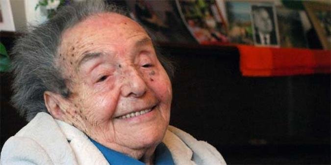Alice Herz-Sommer ficou presa por dois anos no campo de concentração de Terezin, na Tchecoslováquia(foto: Reprodução Internet / www.youtube.com/user/AliceTheFilm) Alice Herz-Sommer ficou presa por dois anos no campo de concentração de Terezin, na Tchecoslováquia(foto: Reprodução Internet / www.youtube.com/user/AliceTheFilm)