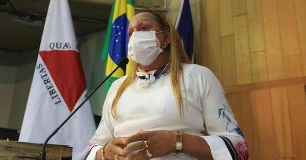 Justiça decreta 3ª prisão de ex-vereadora por violência contra travestis - Estado de Minas