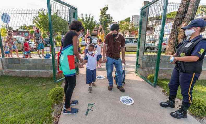 Escolas de Ipatinga retomaram as aulas em sistema semipresencial sessa segunda-feira (22/02)(foto: Divulgao/ PMI)