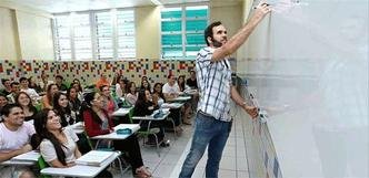 Rommel Fernandes Domingos,professor de matem�tica do Col�gio e Pr�-vestibular Bernoulli: 