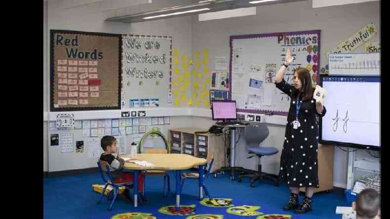 Em algumas escolas britnicas, menos da metade dos alunos esperados apareceram no primeiro dia de volta s aulas(foto: Getty Images)