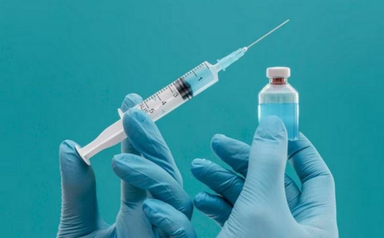 Pessoas com idade entre 9 e 45 anos podem tomar a nova vacina que chegou ao Brasil sem prescri��o e, acima desse grupo et�rio, com receita m�dica