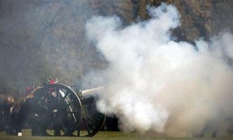 (foto: AFP PHOTO / ADRIAN DENNIS )