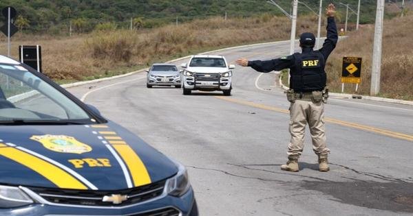  Seis pessoas morreram nas BRs de Minas durante o feriado 