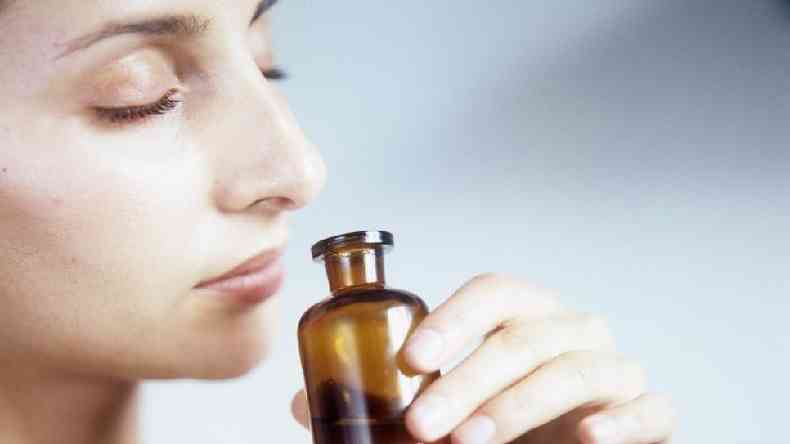 Especialistas recomendam exerccios de reabilitao do olfato(foto: Science Photo Library)
