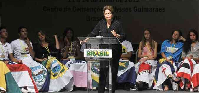 Dilma disse que uma grande nao se mede pelo tratamento que oferece s crianas e os adolescentes (foto: Antonio Cruz/ABr)