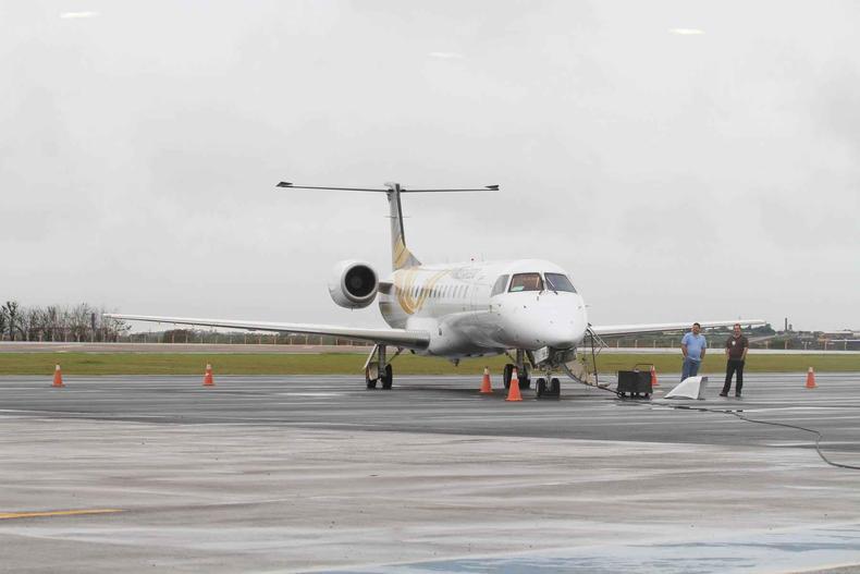 Aeronave no aeroporto de Uberlandia