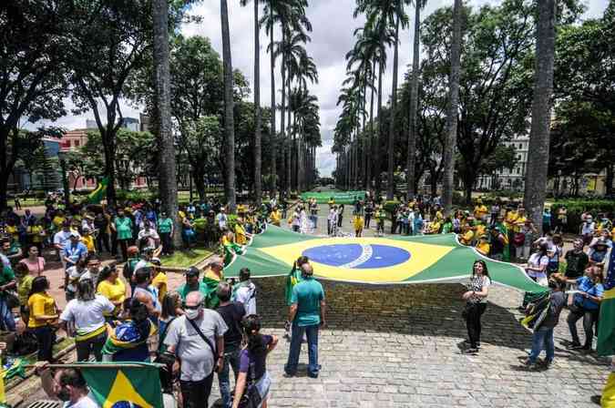 Manifestao de bolsonaristas na Praa da Liberdade, em Belo Horizonte, nesta tera-feira (22/12)Leandro Couri/EM/D.A Press
