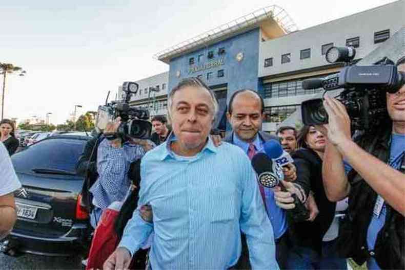 Ex-diretor da Petrobras Paulo Roberto Costa, que est preso, pegou mais 10 anos de priso por corrupo(foto: Daniel Castellano/Gazeta do Povo/Estado Contedo)