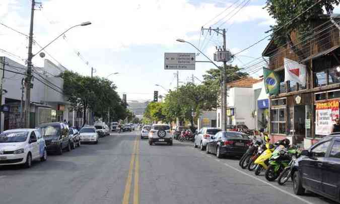 Avenida Francisco S  um dos pontos crticos no Prado, segundo reconhece a prpria PM(foto: Juarez Rodrigues/EM/D.A.Press)