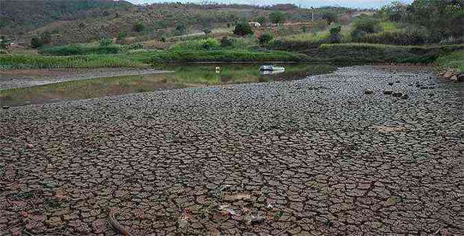 Seca provocada pela estiagem em Mamonas, cidade do Norte de Minas Gerais(foto: Jackson Romanelli/EM/D.A Press)