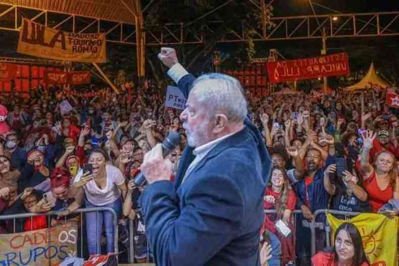 Lula oficializa sua candidatura hoje