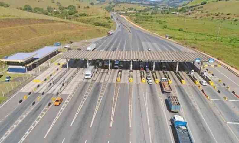 pedgio na rodovia Ferno Dias