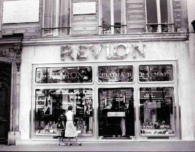 Loja da Revlon em Paris em 1979