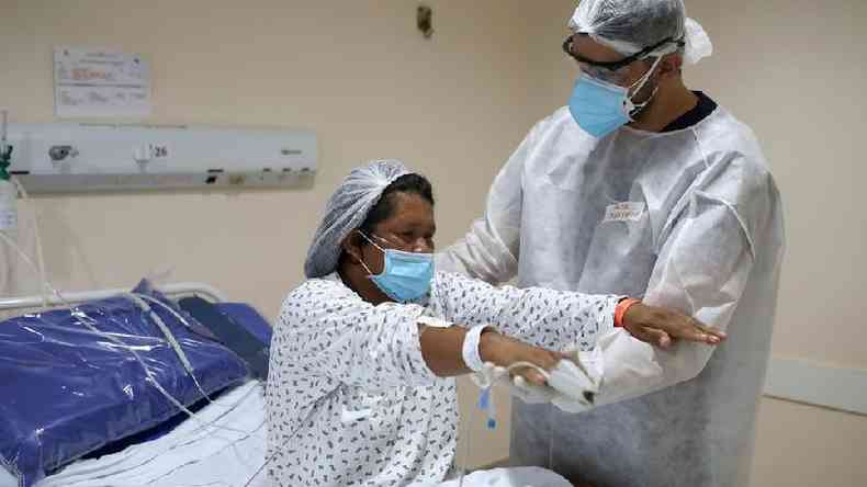 Pandemia gera necessidade de se discutir a reabilitao dos recuperados(foto: Bruno Kelly/Reuters)