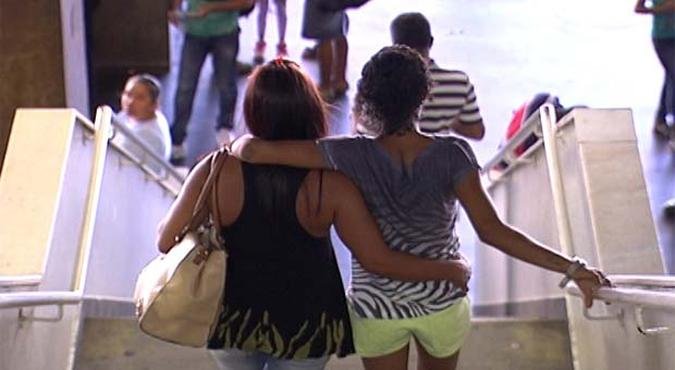 Ana Regina da Silveira Silva e a filha se preparam para embarcar para o Rio depois de quatro anos separadas(foto: Ana Regina da Silveira Silva)