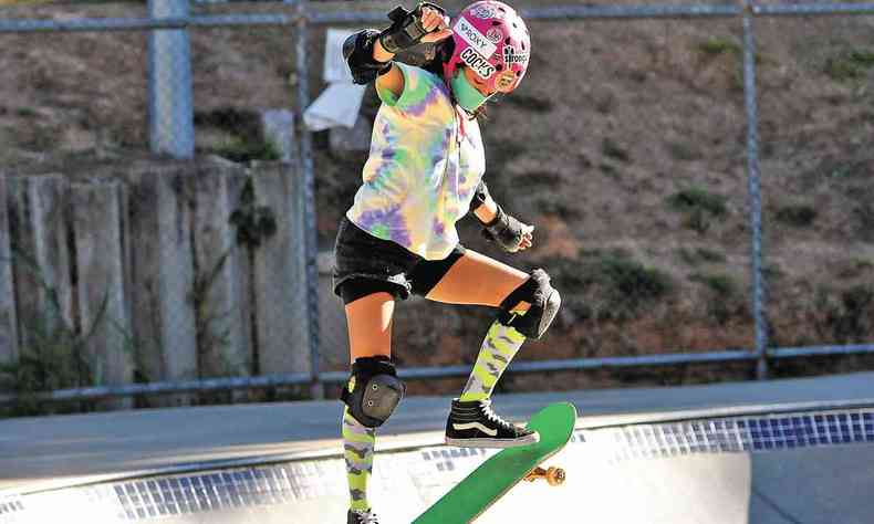 Gabi Mazetto, atleta da Seleo Brasileira Feminina de Skate