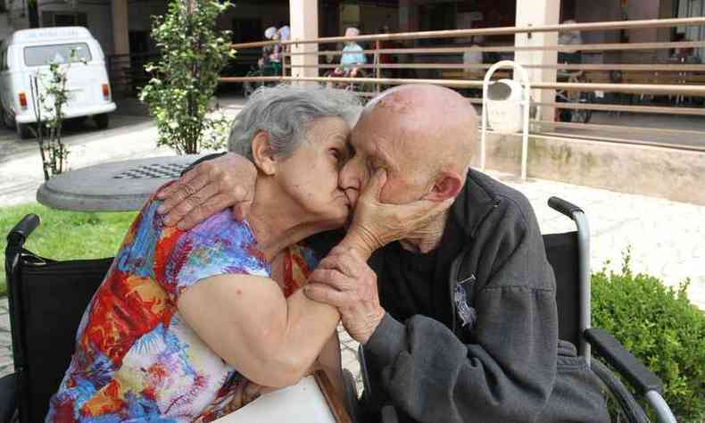 Neide Antnia Samos, de 68, e Rodrigo Antnio Bethonico, de 84(foto: Edsio Ferreira/EM/D.A Press)