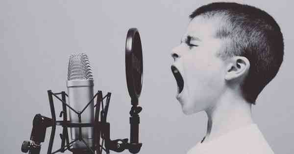 Dia Mundial da Voz: veja como cuidar das cordas vocais - Saúde - Estado de Minas